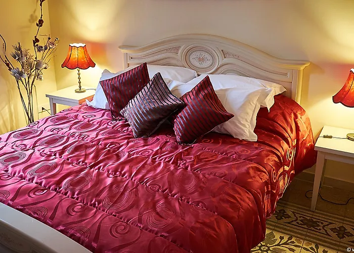 Hotel Experience *